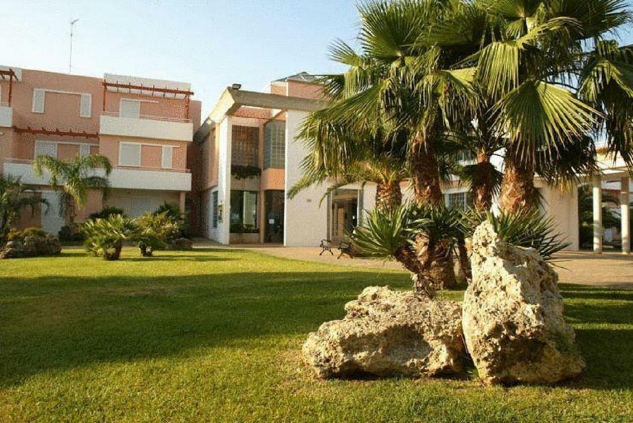 Tramonti Residence Sant Isidoro  Exterior foto